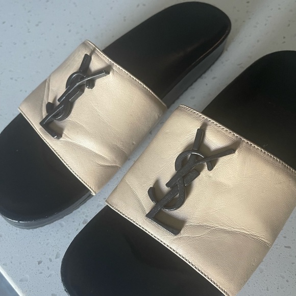 Worn twice beige YSL slides in color cream/tan size 37.5 - Picture 2 of 2
